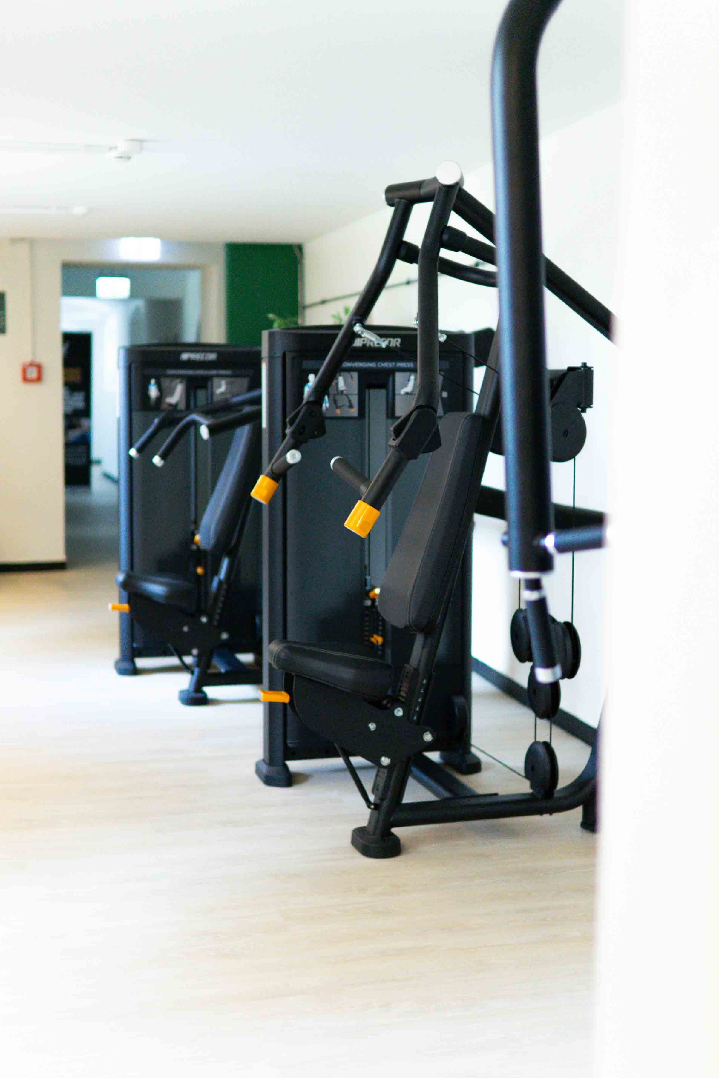 Crosstrainer im Spiegelraum